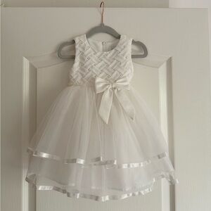 Baby Girl Toddler White Satin & Tulle Party flower Girl Dress with Bow